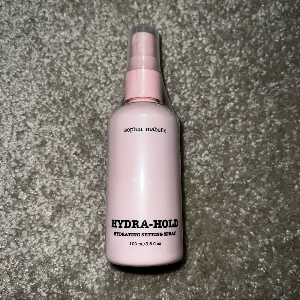 Sophia + Mabelle Hydra-Hold Setting Spray